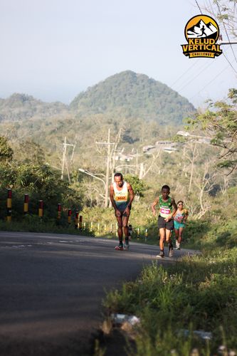 Race photo from Kelud Vertical Challenge 2024