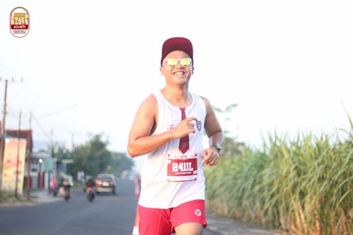 Race photo from Kediri Half Marathon 2024