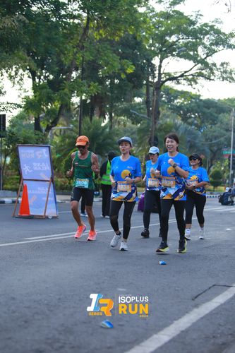 Race photo from Isoplus Run 2024 Surabaya