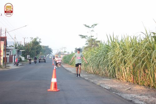 Race photo from Kediri Half Marathon 2024