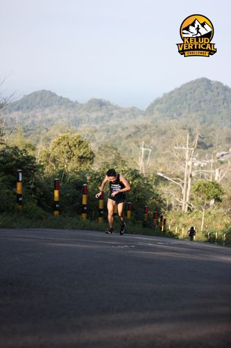 Race photo from Kelud Vertical Challenge 2024