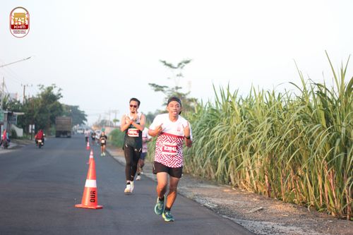 Race photo from Kediri Half Marathon 2024