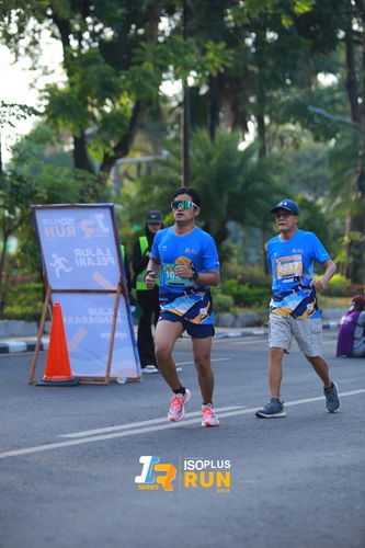 Race photo from Isoplus Run 2024 Surabaya