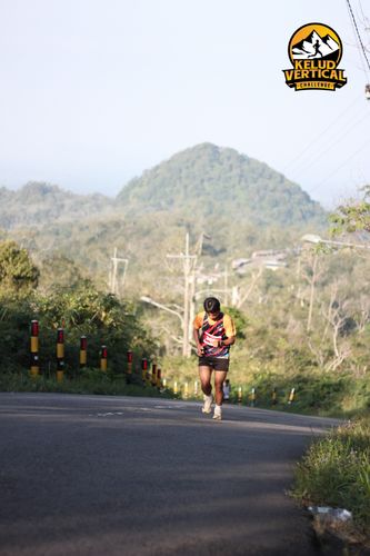 Race photo from Kelud Vertical Challenge 2024