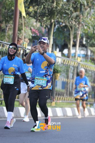 Race photo from Isoplus Run 2024 Surabaya