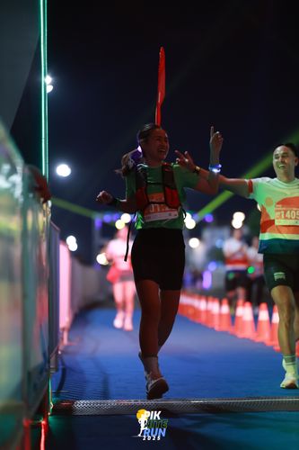 Race photo from PIK NITE RUN 2025