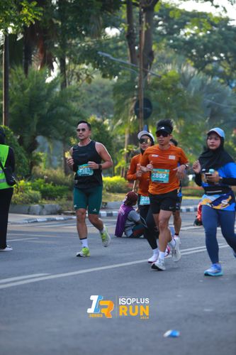 Race photo from Isoplus Run 2024 Surabaya