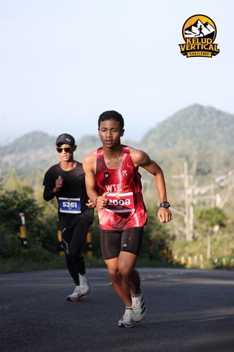 Race photo from Kelud Vertical Challenge 2024