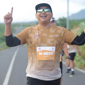 Race photo from KEDIRI HALF MARATHON 2026