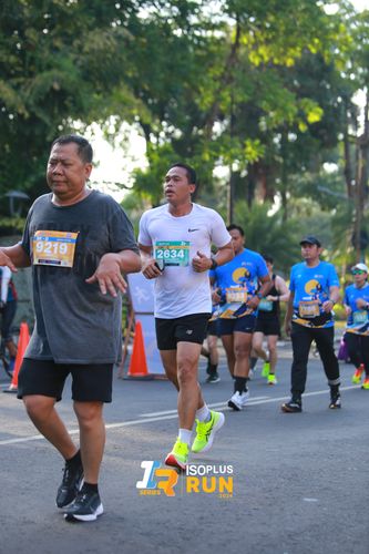 Race photo from Isoplus Run 2024 Surabaya