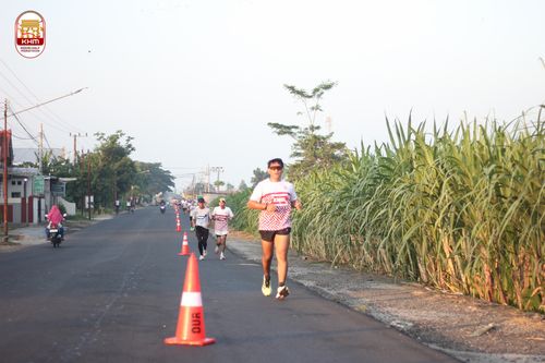 Race photo from Kediri Half Marathon 2024