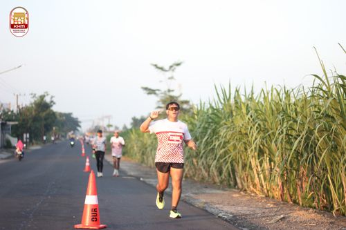 Race photo from Kediri Half Marathon 2024