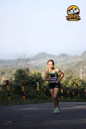 Race photo from Kelud Vertical Challenge 2024
