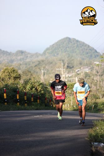 Race photo from Kelud Vertical Challenge 2024