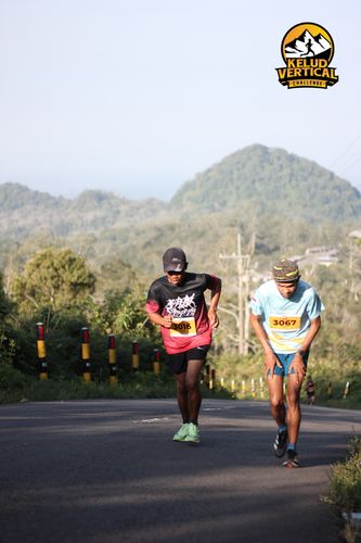 Race photo from Kelud Vertical Challenge 2024