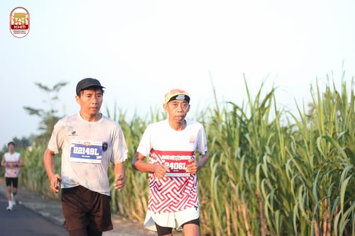 Race photo from Kediri Half Marathon 2024