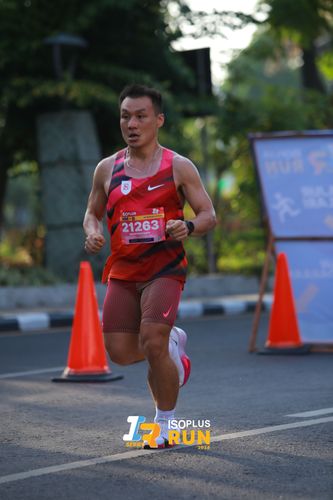 Race photo from Isoplus Run 2024 Surabaya