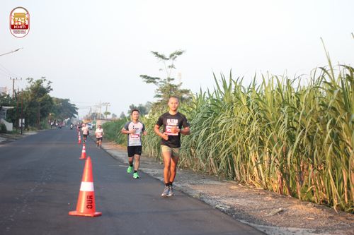 Race photo from Kediri Half Marathon 2024
