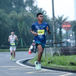 Race photo from BOGORUN 2026