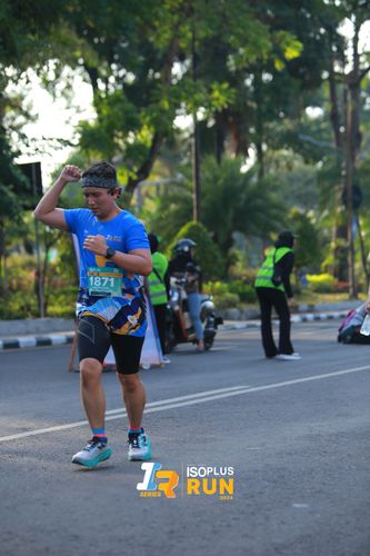 Race photo from Isoplus Run 2024 Surabaya