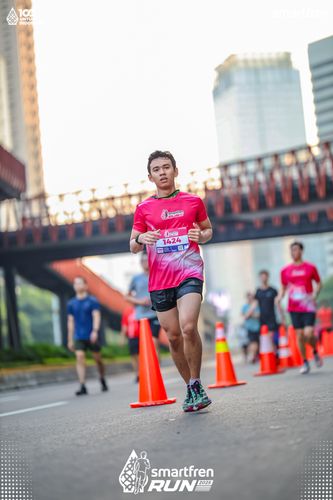Race photo from Smartfren Run 2025 