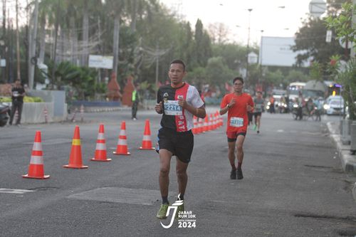 Race photo from Jabar Run 10K 2024
