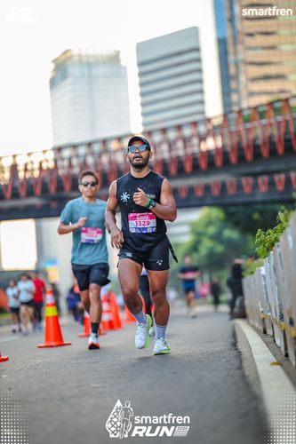 Race photo from Smartfren Run 2025 