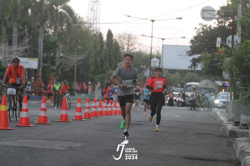Race photo from Jabar Run 10K 2024