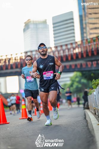Race photo from Smartfren Run 2025 
