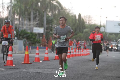 Race photo from Jabar Run 10K 2024
