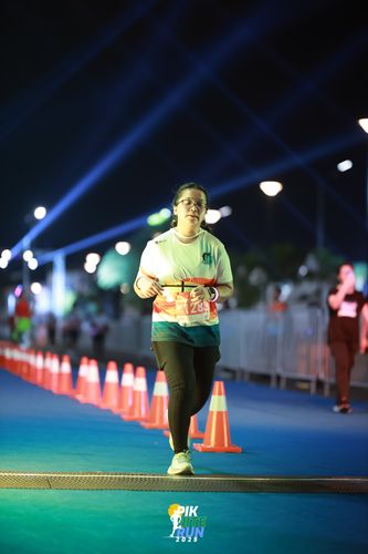 Race photo from PIK NITE RUN 2025