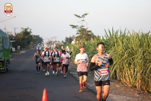 Race photo from Kediri Half Marathon 2024