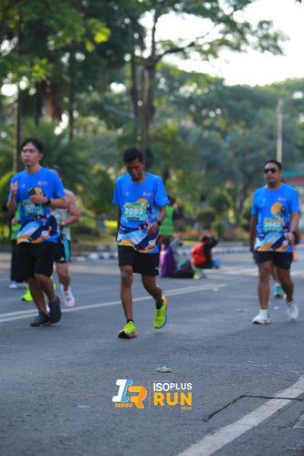 Race photo from Isoplus Run 2024 Surabaya