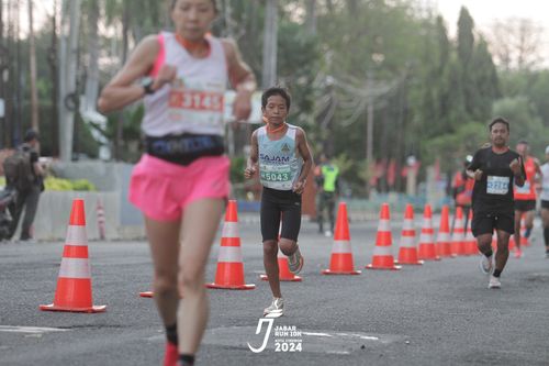 Race photo from Jabar Run 10K 2024