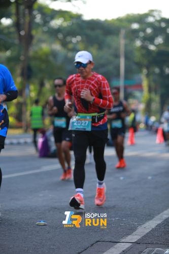 Race photo from Isoplus Run 2024 Surabaya