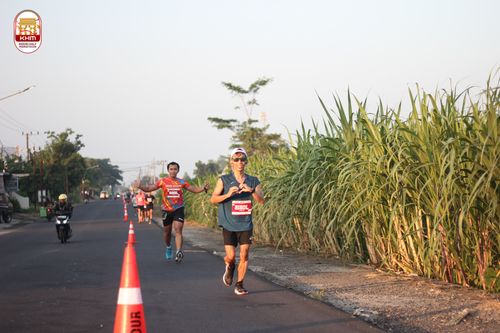 Race photo from Kediri Half Marathon 2024