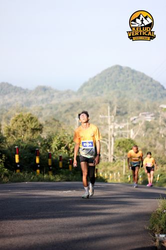 Race photo from Kelud Vertical Challenge 2024