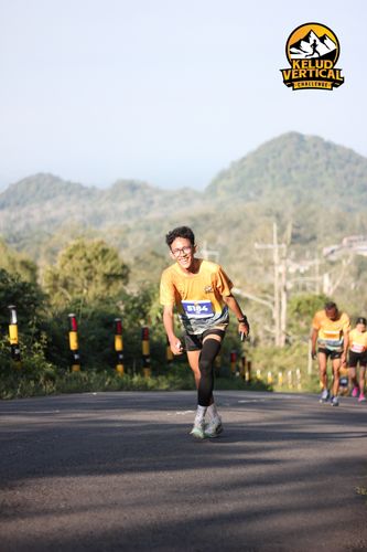 Race photo from Kelud Vertical Challenge 2024