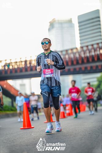 Race photo from Smartfren Run 2025 