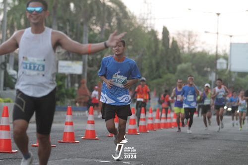Race photo from Jabar Run 10K 2024