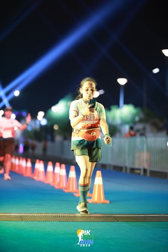 Race photo from PIK NITE RUN 2025