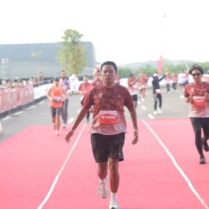 Race photo from KEDIRI HALF MARATHON 2026