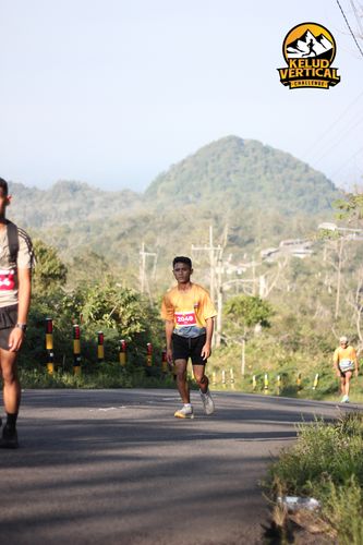 Race photo from Kelud Vertical Challenge 2024