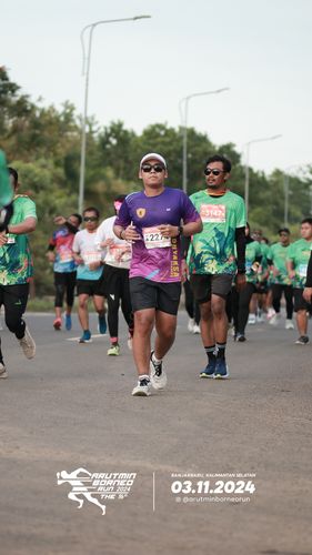 Race photo from Arutmin Borneo Run 2024
