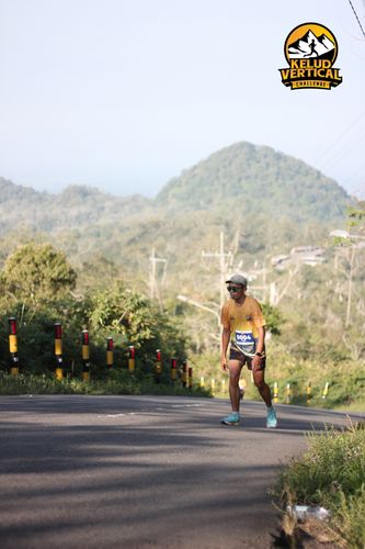 Race photo from Kelud Vertical Challenge 2024