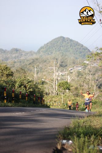 Race photo from Kelud Vertical Challenge 2024
