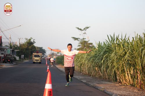Race photo from Kediri Half Marathon 2024