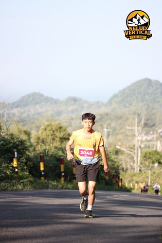 Race photo from Kelud Vertical Challenge 2024