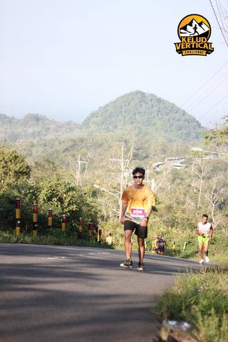 Race photo from Kelud Vertical Challenge 2024