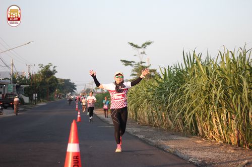Race photo from Kediri Half Marathon 2024